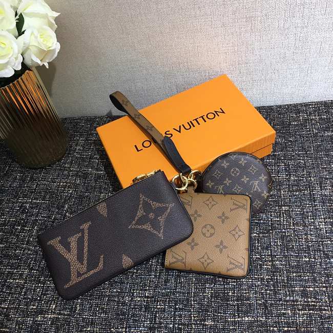 Louis Vuitton Pouches - 1