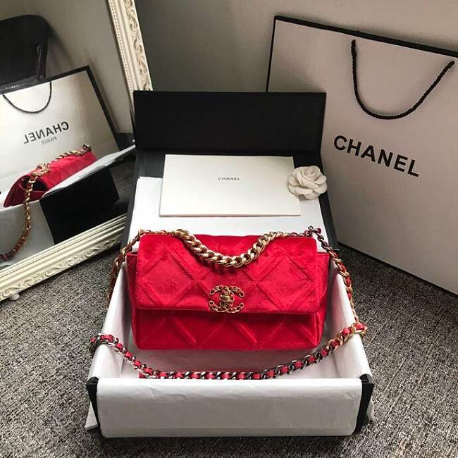 Chanel 19 large flap bag - 1