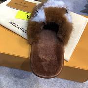 LV Slippers - 2