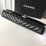 Chanel Palm print calfskin clutch - 5