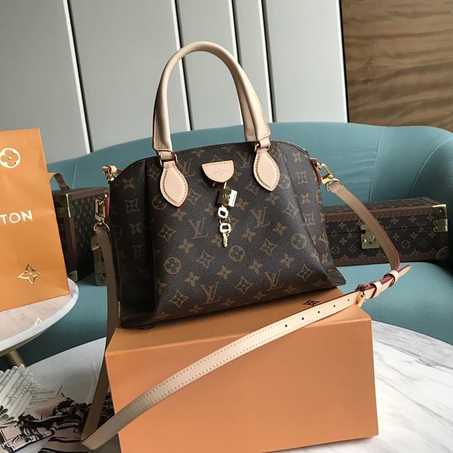 LOUIS VUITTON RIVOLI MM M44546 - 1