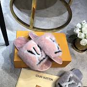 LV Slippers Pink - 3