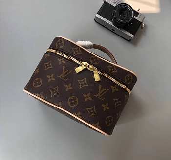 Louis Vuitton NICE MINI M44495