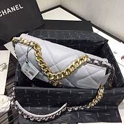 Chanel 19 flap bag Grey - 4