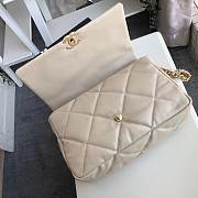 Chanel 19 Flap Large Bag Beige - 4