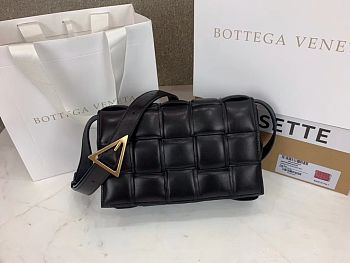 BOTTEGA VENETA PADDED CASSETTE BAG BLACK