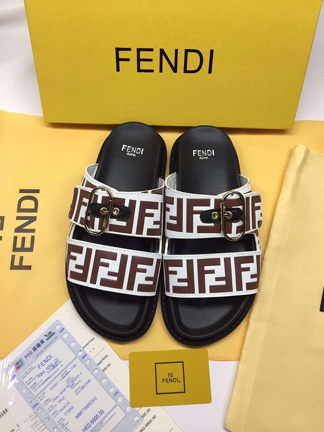 FENDI SLIDES 001 - 1