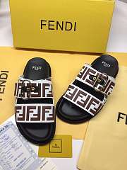 FENDI SLIDES 001 - 6