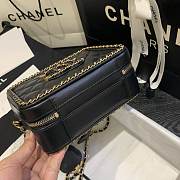 Chanel Vanity Case Black Small - 3