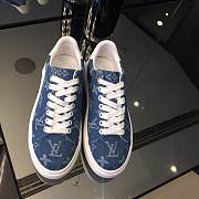 Louis Vuitton Sneaker - 3