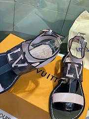 LV Sandals 001 - 2