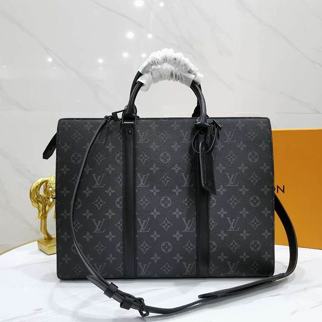 LV Sac Plat Horizontal Zippé M45265 - 1