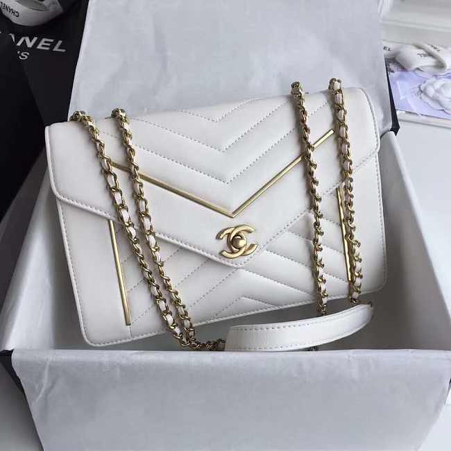 Chanel Envelope bag in White A90081 - 1