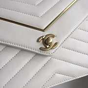 Chanel Envelope bag in White A90081 - 6