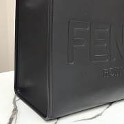 Fendi Tote in Black 41cm - 3