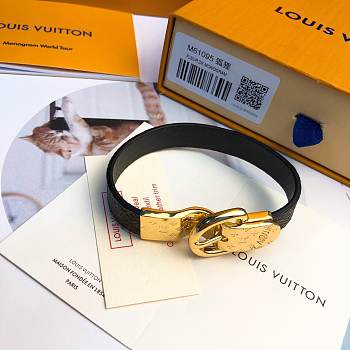 LV Bracelet 002