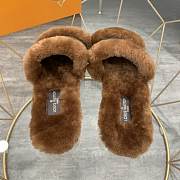 LV slippers with Fur  - 3