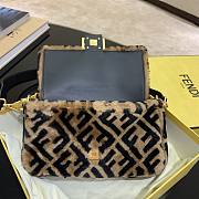 Fendi BAGUETTE Brown Sheepskin Bag - 2