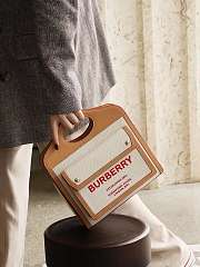 Burberry pocket bag - 3