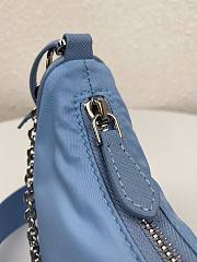 Prada Re-Edition 2005 nylon shoulder bag Blue - 2