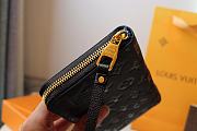 LV Zippy Wallet M60571  - 4