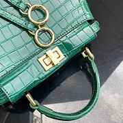 Fendi peekaboo mini green  - 3