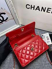 Chanel WOC red - 3