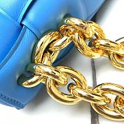 Bottega Veneta The Chain Cassette Very Blue Bag - 3