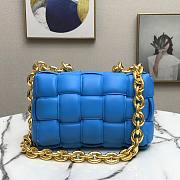 Bottega Veneta The Chain Cassette Very Blue Bag - 2