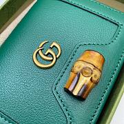 Gucci Diana card case wallet in green leather - 4