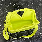 Bottega Veneta top handle bag in yellow - 3