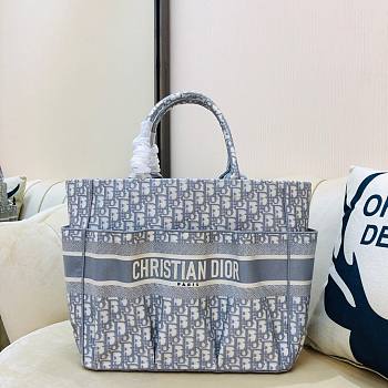 DIOR Book Tote Oblique Embroidery 41cm