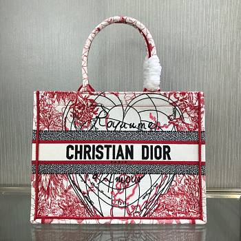 Dior D-Royaume d'Amour Embroidery Book Tote 36cm