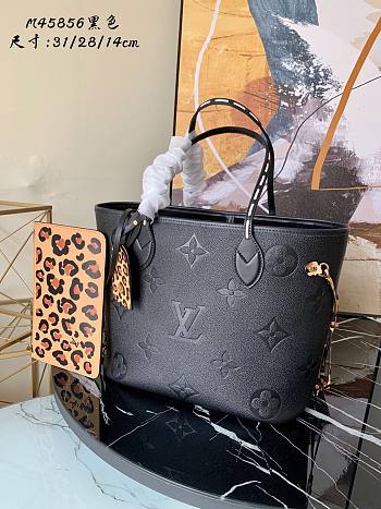 LV neverfull bag Wild at Heart M45686