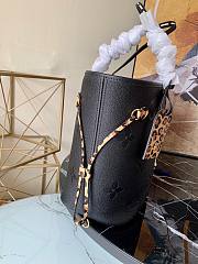 LV neverfull bag Wild at Heart M45686 - 5