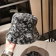 Louis vuitton round hat  - 4