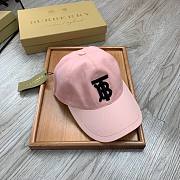 Buberry hat pink  - 3