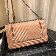 Chanel Medium Crinkled Calfskin Chevron Boy Flap Bag Beige - 3