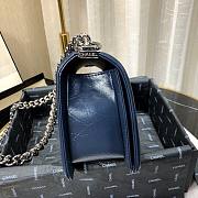 Chanel Medium Crinkled Calfskin Chevron Boy Flap Bag Blue - 5