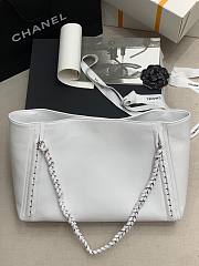 Chanel Soft Calfskin Shopping Bag Top Handle White - 4