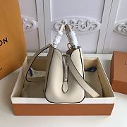 Louis Vuitton Montaigne Small Beige - 6