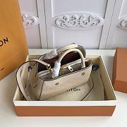 Louis Vuitton Montaigne Small Beige - 3