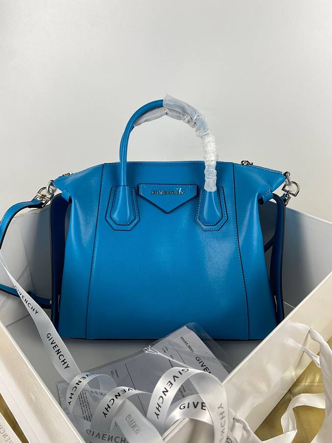 Givency Small Antigona Soft Bag In Deep Blue Leather - 1