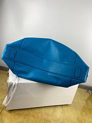 Givency Medium Antigona Soft Bag In Deep Blue Leather - 5