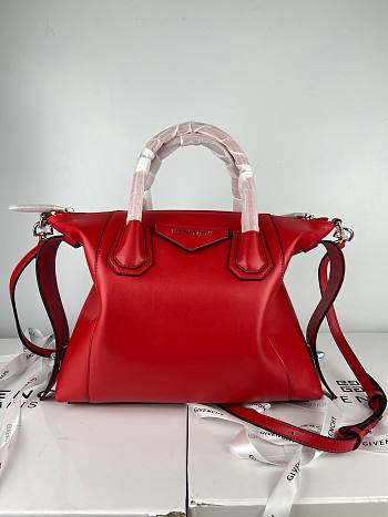 Givency Small Antigona Soft Bag In Red Leather