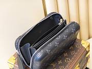 Louis Vuitton Horizon Clutch Monogram Eclipse M45579 - 3