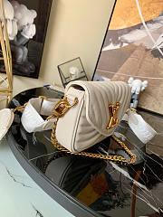 Louis Vuitton New Wave Multi Pochette in White M56461 - 2