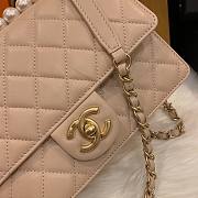 Chanel pearl Woc leather rhombic flap bag in beige  - 4