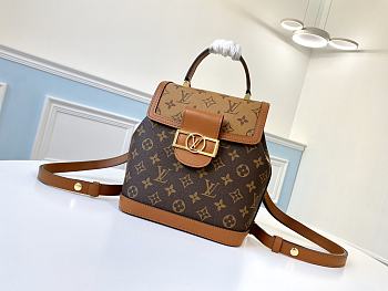 LV Dauphine MM Backpack M44391