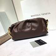 Bottega Veneta The Chain Pouch brown shoulder bag - 6